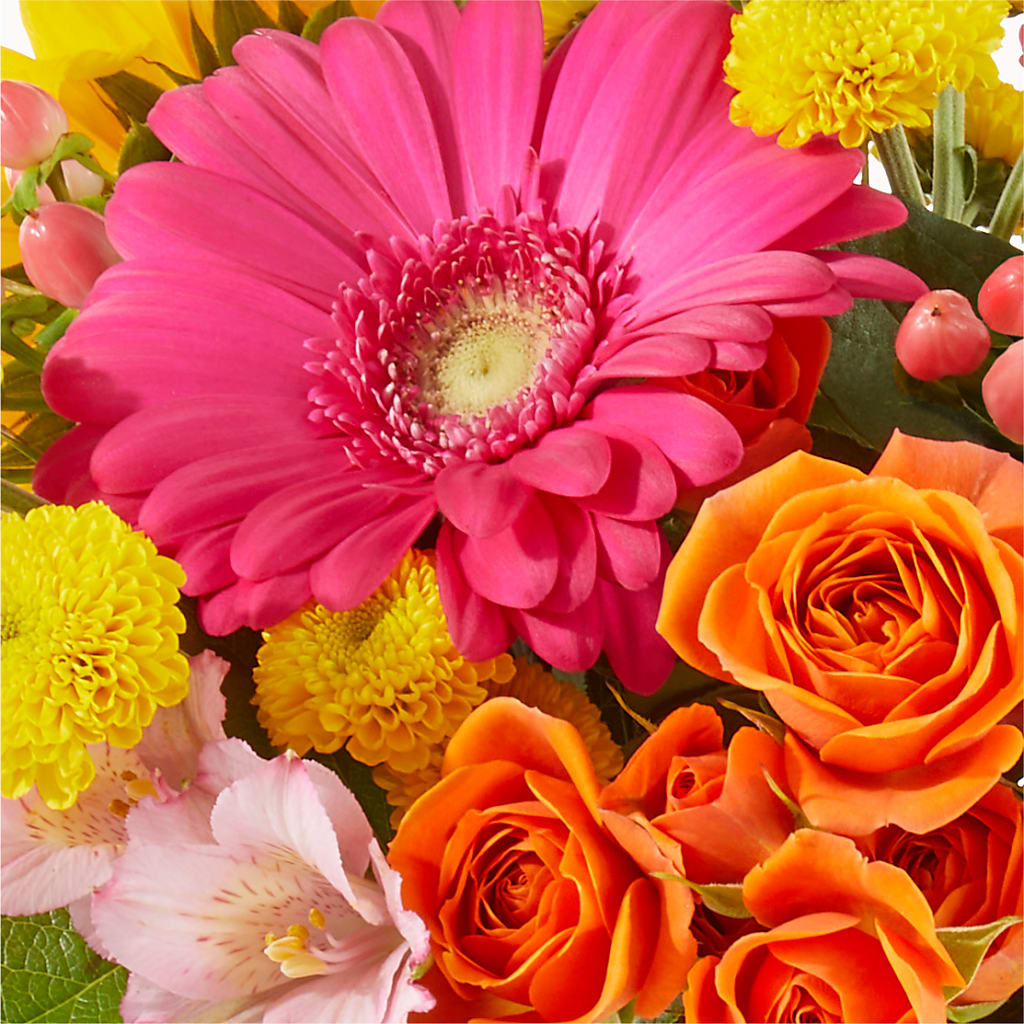 Florist Original Mixed Bouquet – The Village Market Florist, Holly Springs MS