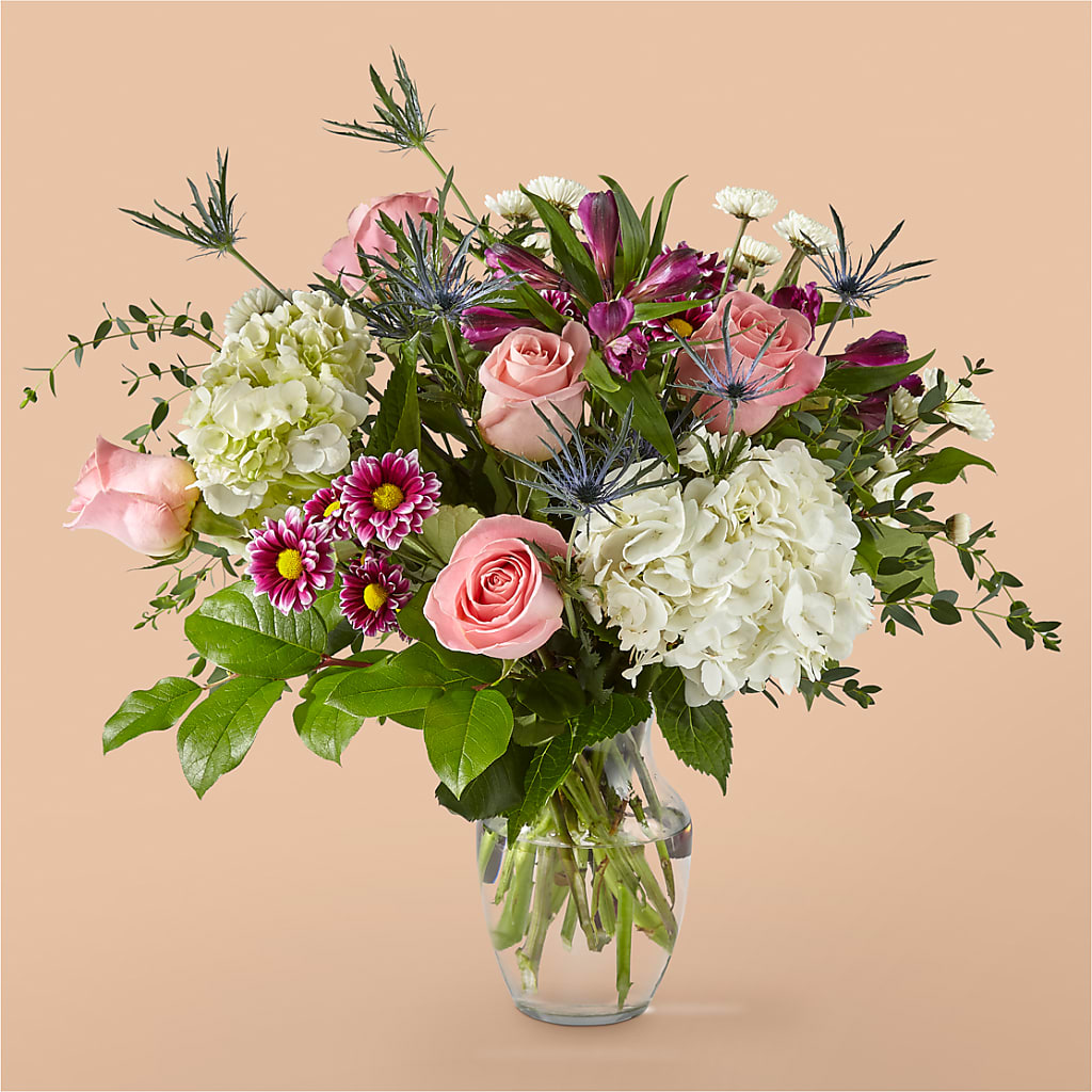 Parlour Bouquet – The Village Market Florist, Holly Springs MS