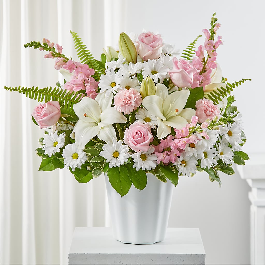 Soft Touch Tabletop Basket – The Village Market Florist, Holly Springs MS
