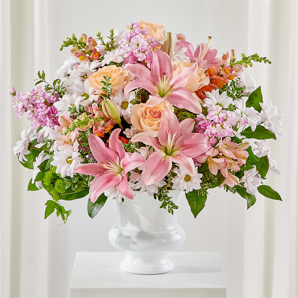 Heartfelt Gesture Urn Arrangement – The Village Market Florist, Holly Springs MS