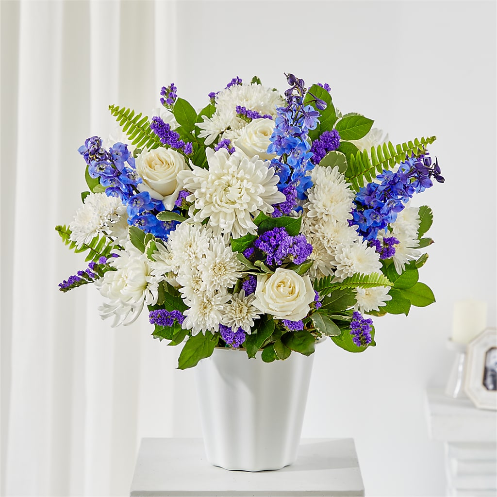 Hold Dear Tabletop Basket – The Village Market Florist, Holly Springs MS