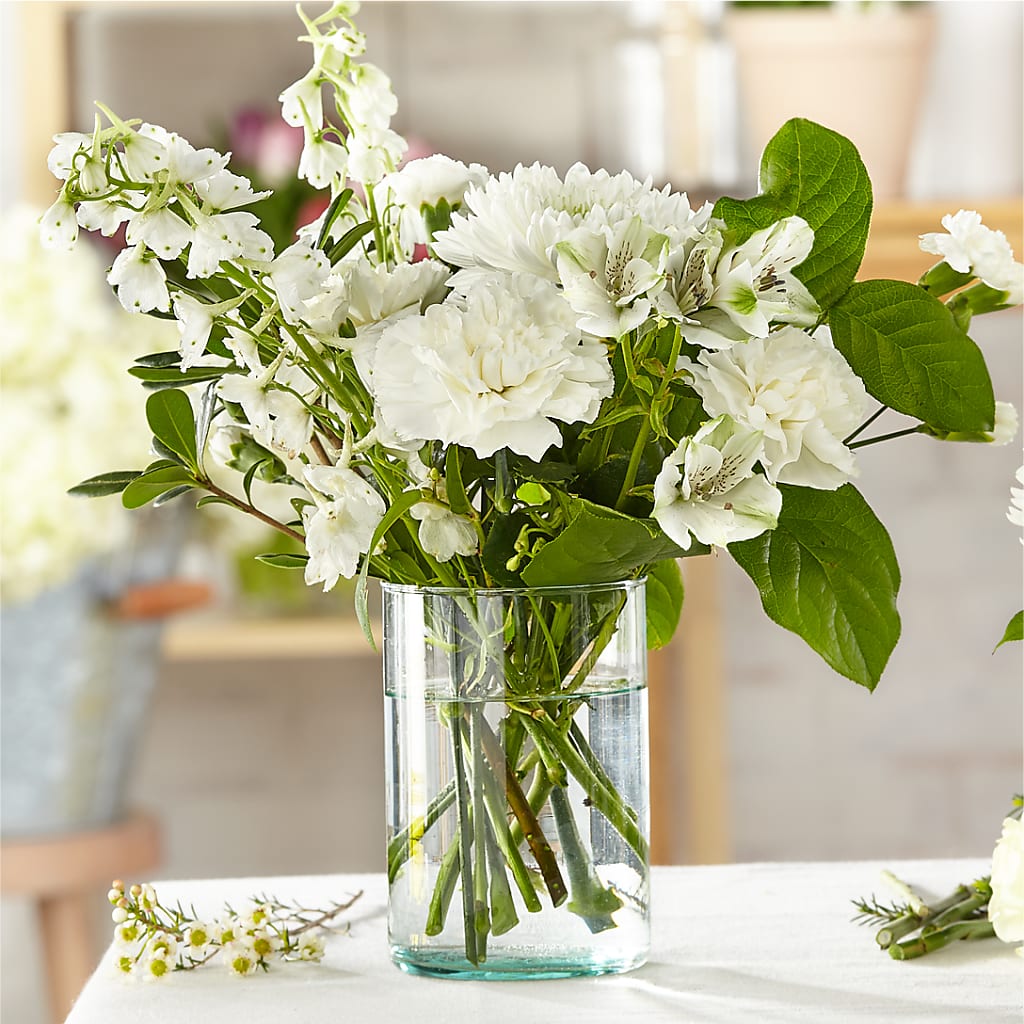 Classic Ivory – A Florist Original – The Village Market Florist, Holly Springs MS