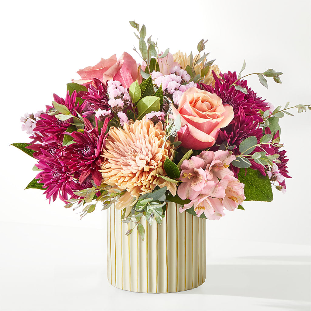 Berry Cobbler Bouquet with Ivory Vase – The Village Market Florist, Holly Springs MS