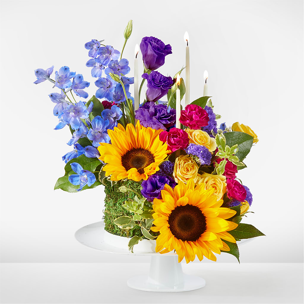 Star of the Day Floral Cake – The Village Market Florist, Holly Springs MS