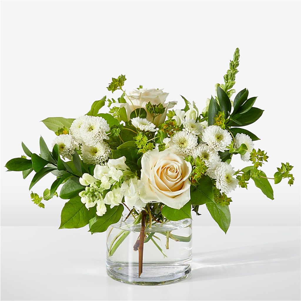 Hint of Vanilla Bouquet – The Village Market Florist, Holly Springs MS