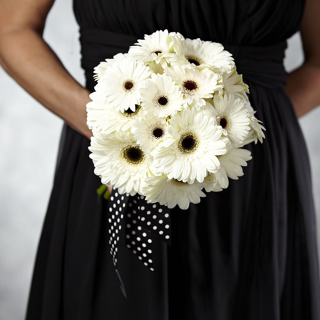 Daisy Delight Bouquet – The Village Market Florist, Holly Springs MS