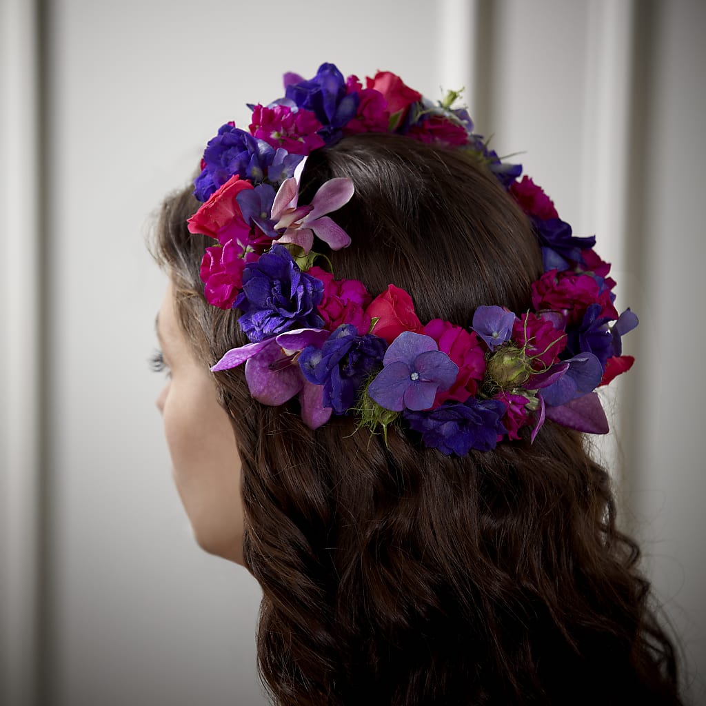 Butterfly Kisses Hair Decor – The Village Market Florist, Holly Springs MS