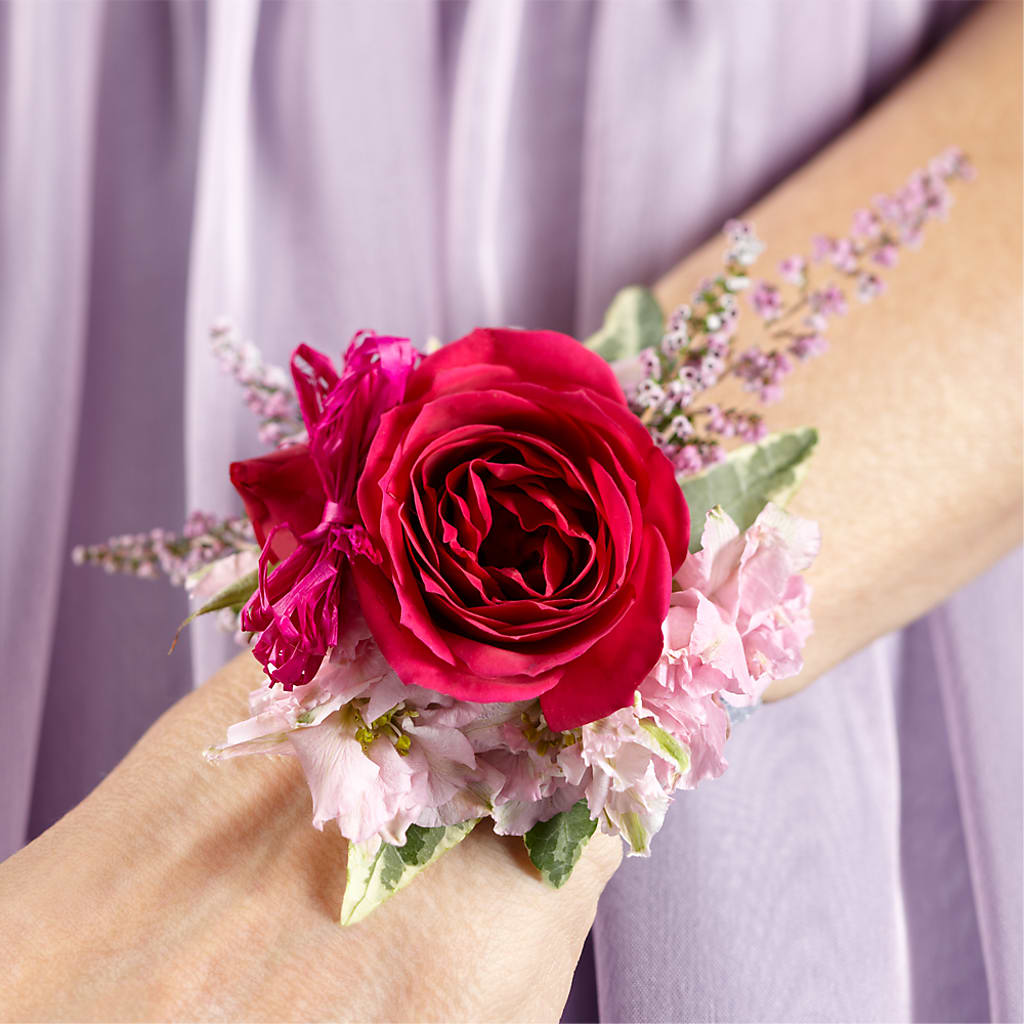 Rose Charm Corsage – The Village Market Florist, Holly Springs MS