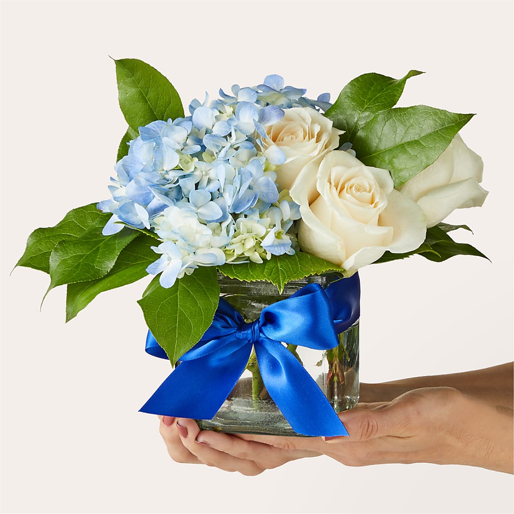 Sky Blue Delight Bouquet –  The Village Market Florist, Holly Springs MS