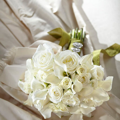 Serene Highness Bouquet –  The Village Market Florist, Holly Springs MS